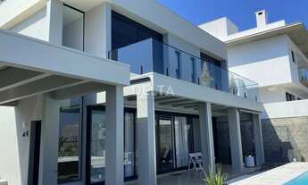 Imagem 4: Casa no Condomínio Horizon com 3 Quartos e 6 vagas de garagem