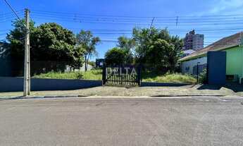 Imagem 4: Terreno plano em ótima localização no Bairro Vila Nova, com 871m² de área total