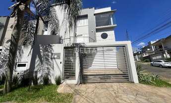 Imagem 2: Sobrado com 2 dormitórios, 1 suíte e 2 vagas de garagem no Bairro Hamburgo Velho em Novo H