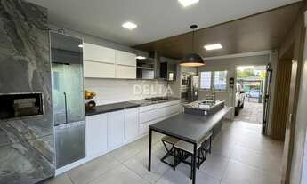 Imagem: Casa com 4 quartos, no bairro Encosta do