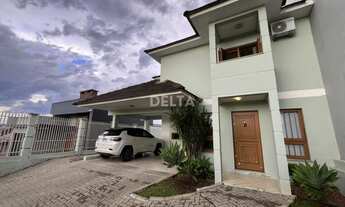 Imagem: Casa com piscina no bairro Encosta do Sol!