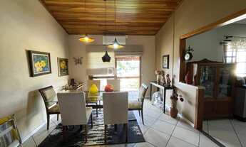 Imagem 6: Casa com piscina, no bairro Encosta do Sol!