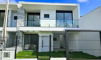 Imagem: Sobrado contemporâneo com 3 dormitórios