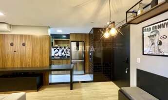 Imagem 2: Apartamento mobiliado com 2 quartos, 1 vaga de garagem, localizado próximo a Av Victor Hug