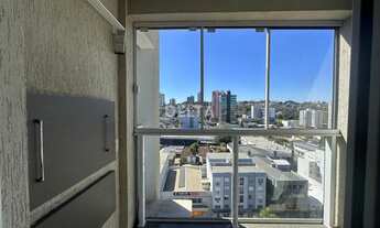 Imagem 6: Apartamento com 02 quartos, 01 suíte e 02 vagas cobertas lado a lado. Bairro Pátria Nova