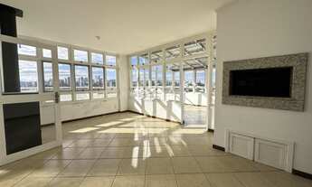 Imagem: Ampla Cobertura com Piscina no Bairro Pátria