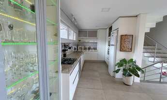 Imagem 6: Casa Mobiliada com 3 quartos, sendo 3 suítes no Bairro Boa Vista - Em Novo Hamburgo