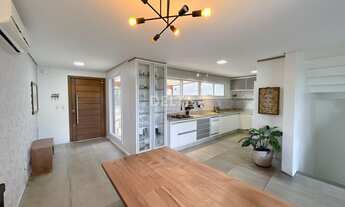 Imagem 2: Casa Mobiliada com 3 quartos, sendo 3 suítes no Bairro Boa Vista - Em Novo Hamburgo