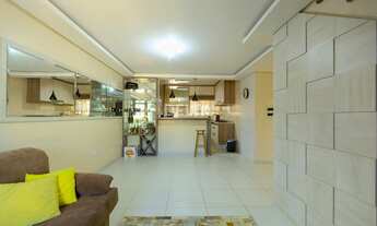 Imagem: Casa com 4 quartos, suíte, piscina e vista