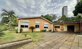 Imagem 3: Residência em terreno com 1081m² no Bairro Jardim Mauá