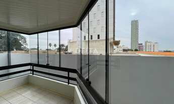 Imagem 4: Apartamento na esquina da Maurício Cardoso com 2 quartos e 1 banheiro no Bairro Jardim Mau