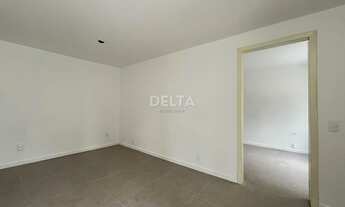 Imagem 4: Casa com 2 dormitórios (1 suíte com closet), piscina e pátio cercado