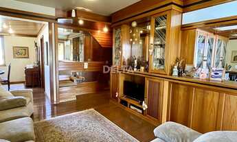 Imagem 3: Amplo apartamento, com 189 m² privativos, 3 dormitórios, sendo 1 suíte, 2 vagas no bairro