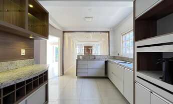 Imagem 2: Casa com 3 dormitórios, sendo um suíte com closet e sacada, 133m² no Bairro Boa Vista em N