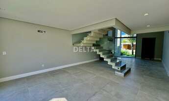 Imagem 7: Casa no condomínio SUNSET em Xangri-lá, com 4 suítes, lareira, churrasqueira e infra compl