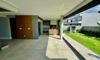 Imagem 3: Casa no condomínio SUNSET em Xangri-lá, com 4 suítes, lareira, churrasqueira e infra compl