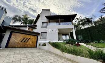 Imagem 3: Casa com 04 quartos e amplo terreno no Bairro Ideal em Novo Hamburgo