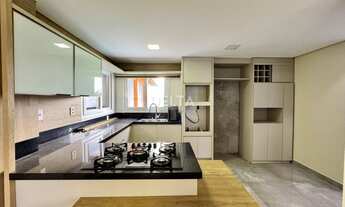 Imagem 6: Casa em Condomínio com 03 quartos, um é suíte. Semimobiliada, com Piscina no Bairro Rondôn