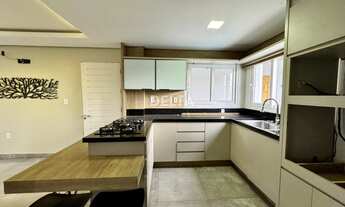 Imagem 7: Casa em Condomínio com 03 quartos, um é suíte. Semimobiliada, com Piscina no Bairro Rondôn