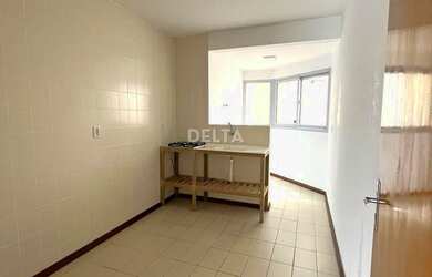 Imagem 4: Apartamento SEMIMOBILIADO, 67m² privativos, 2 quartos, sacada integrada e 2 vagas de garag