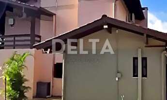 Imagem: Casa Usada com Piscina e Energia Fotovoltaica