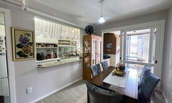 Imagem 1: Apartamento amplo, com 02 quartos, 01 vaga, sacada com churrasqueira. Bairro Rio Branco