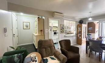 Imagem 3: Apartamento amplo, com 02 quartos, 01 vaga, sacada com churrasqueira. Bairro Rio Branco