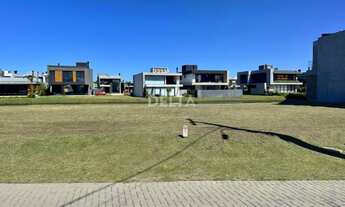 Imagem: Terreno à venda em condomínio no bairro