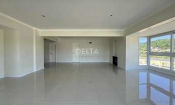 Imagem 5: Amplo apartamento com 3 quartos, sendo 01 suíte, 02 vagas individuais cobertas, no Centro