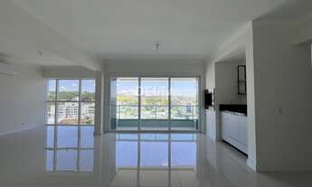 Imagem 2: Apartamento com 3 quartos, sendo 01 suíte, semimobiliado, 01 box duplo localizado no Centr