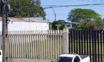 Imagem: Terreno plano, com 748m², junto à BR116