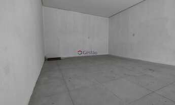 Imagem 2: Loja nova com mezanino