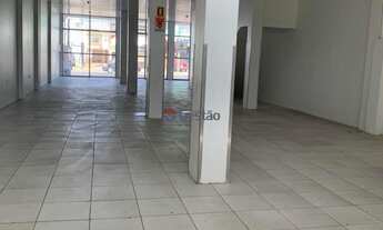 Imagem 7: Loja térrea, 1 banheiros, 3 vagas na garagem, 184M² de Área Construída