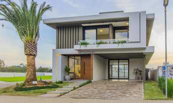 Imagem: Excelente sobrado dentro de condomínio