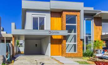 Imagem 2: Sobrado em condomínio com 3 Quartos com 225m2 Localizado no condomínio Las Brisas