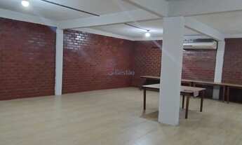 Imagem: Loja, 2 banheiro, 200M² de Área Construída