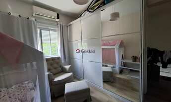 Imagem 2: Sobrado em condomínio fechado