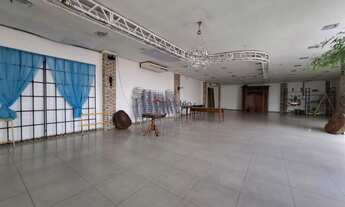 Imagem 4: Prédio comercial com elevador no Centro