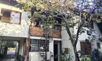 Imagem 3: Casa Igara, parte de cima com pátio churrasqueira e mais dois quartos com banheiro e cozin