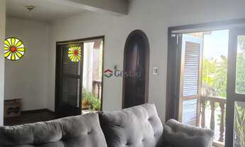 Imagem 7: Casa Igara, parte de cima com pátio churrasqueira e mais dois quartos com banheiro e cozin