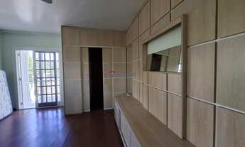 Imagem 3: Linda casa de esquina com 03 dormitórios no Bairro Centro