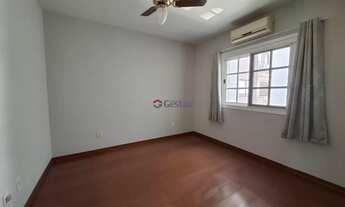 Imagem: Linda casa de esquina com 03 dormitórios