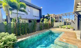 Imagem 5: Sobrado em Condomínio Fechado c/04 Quartos (04 Suíte) em Xangri-Lá/RS