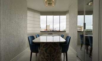 Imagem 4: Apartamento Duplex / cobertura e terraço. Com entrada para o imóvel nos dois andares. Duas