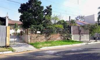 Imagem: Casa térrea com 3 dormitórios no Bairro