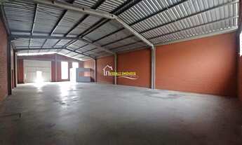 Imagem 3: Pavilhão com 3 Dormitorio(s) localizado(a) no bairro Petrópolis em Novo Hamburgo / Rio Gr