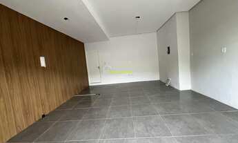 Imagem 2: Loja com vitrine em excelente localização