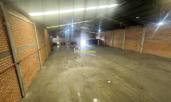 Imagem 4: Pavilhão, 6 banheiro, 960M² de Área Construída