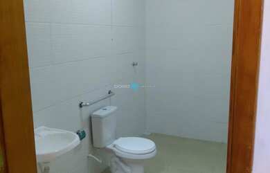 Imagem 3: TRÊS SALAS COMERCIAIS E UMA CASA À VENDA NA CIDADE DE TRÊS BARRAS