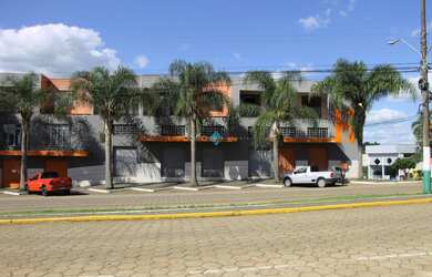 Imagem 2: Imóvel comercial com 3 apartamentos de 1904m² à venda em Irineópolis - Confira!